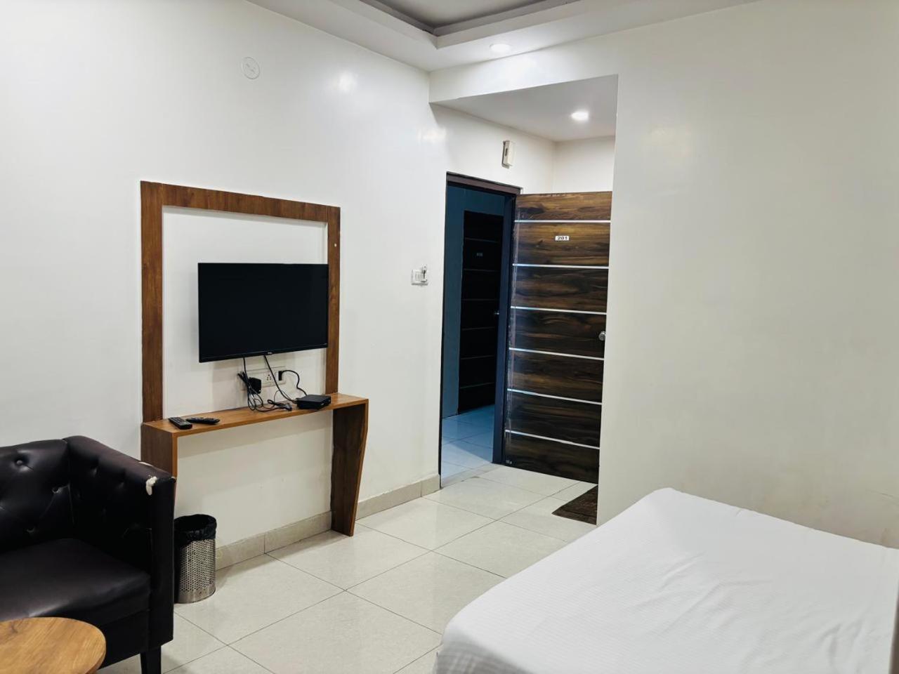 Hotel Bg Inn Bangalore Exterior foto
